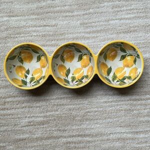 IL Mulino Lemon Floral Melamine Dip Snack Condiment Appetizer Trio Bowls